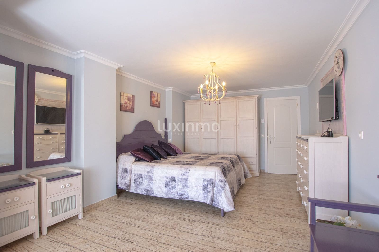 5 quarto Moradia para venda em Teulada com piscina garagem - 1 300 000 € (Ref: 10079717)