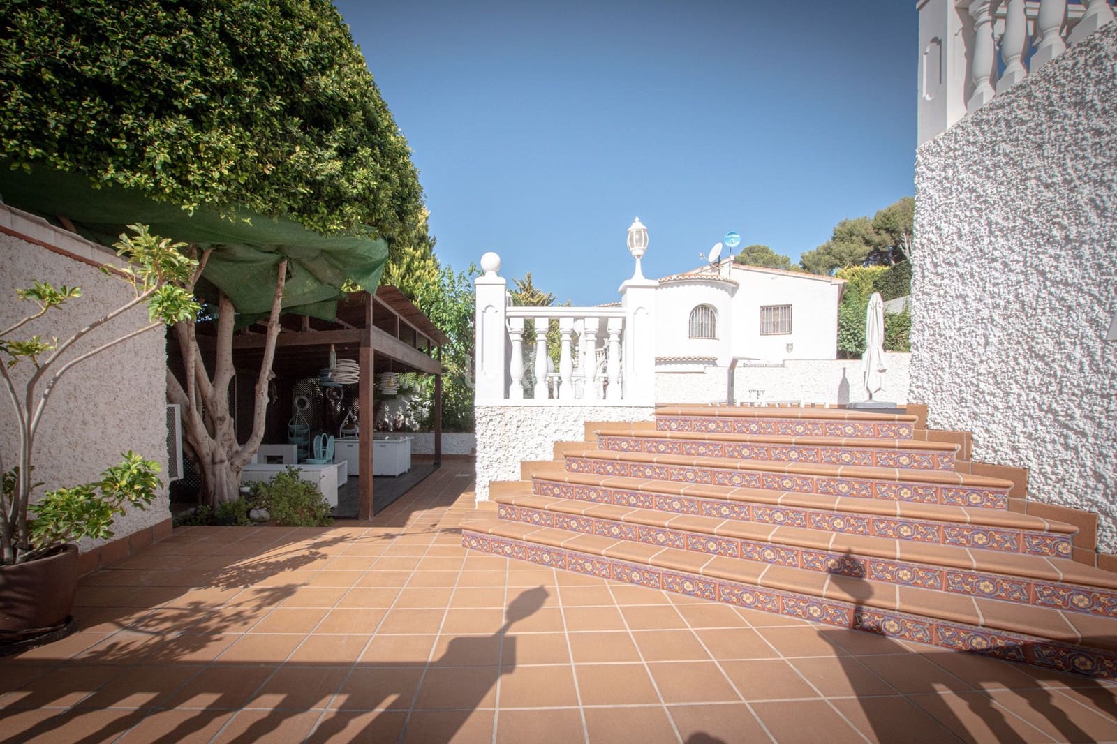 5 quarto Moradia para venda em Teulada com piscina garagem - 1 300 000 € (Ref: 10079717)
