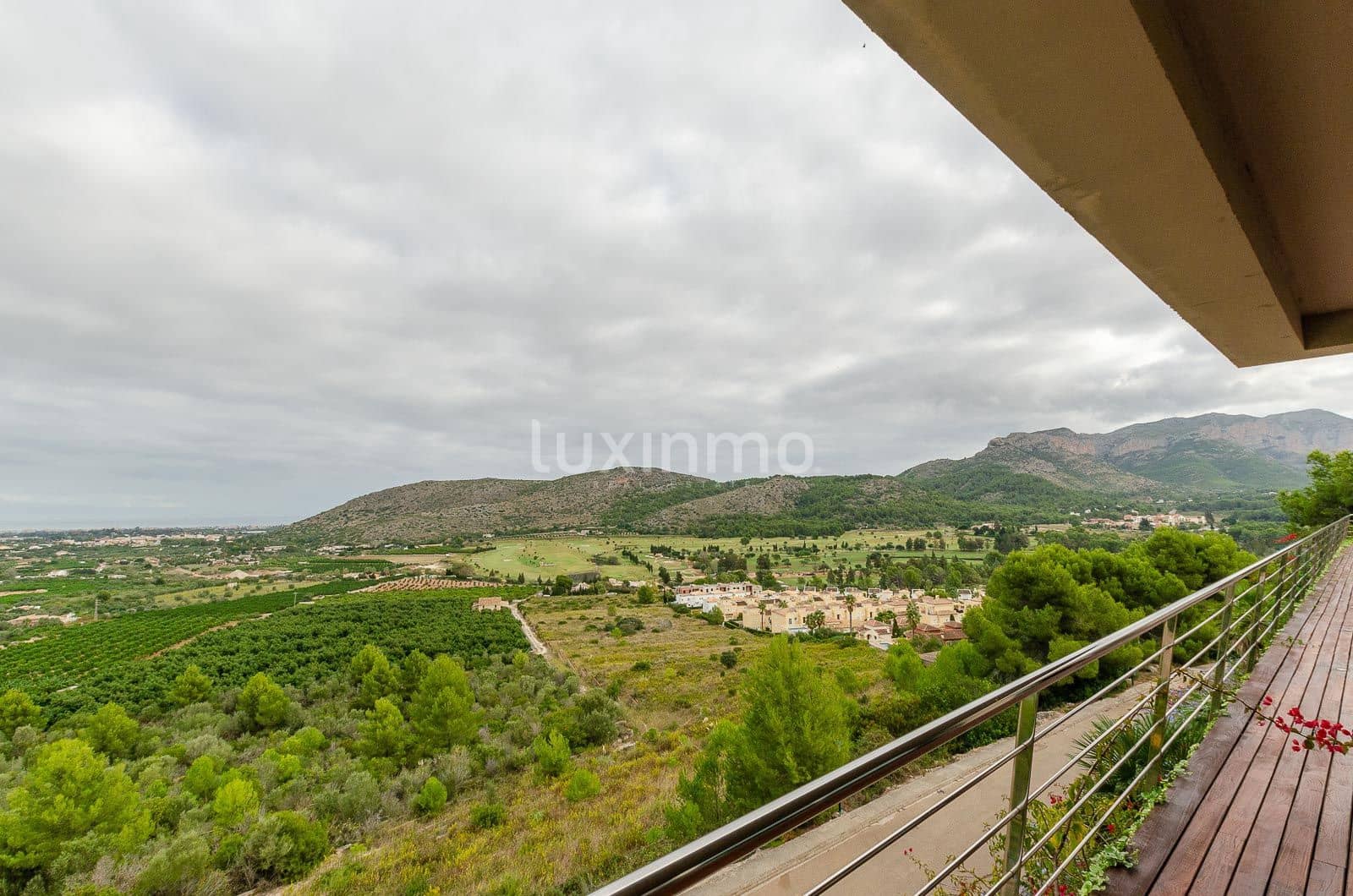 5 soverom Villa til salgs i Denia med svømmebasseng garasje - € 2 500 000 (Ref: 10079718)