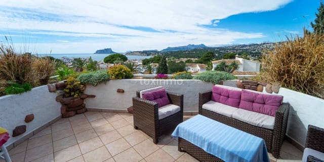 5 Zimmer Villa zu verkaufen in Teulada Pueblo, Teulada-Moraira mit Garage - 1.650.000 € (Ref: 10079720)