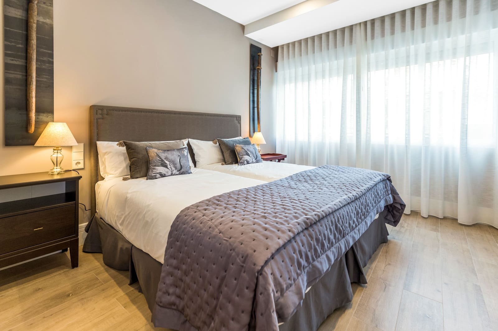 4 bedroom Apartment for sale in Alicante / Alacant city with garage - € 1,185,000 (Ref: 10079723)