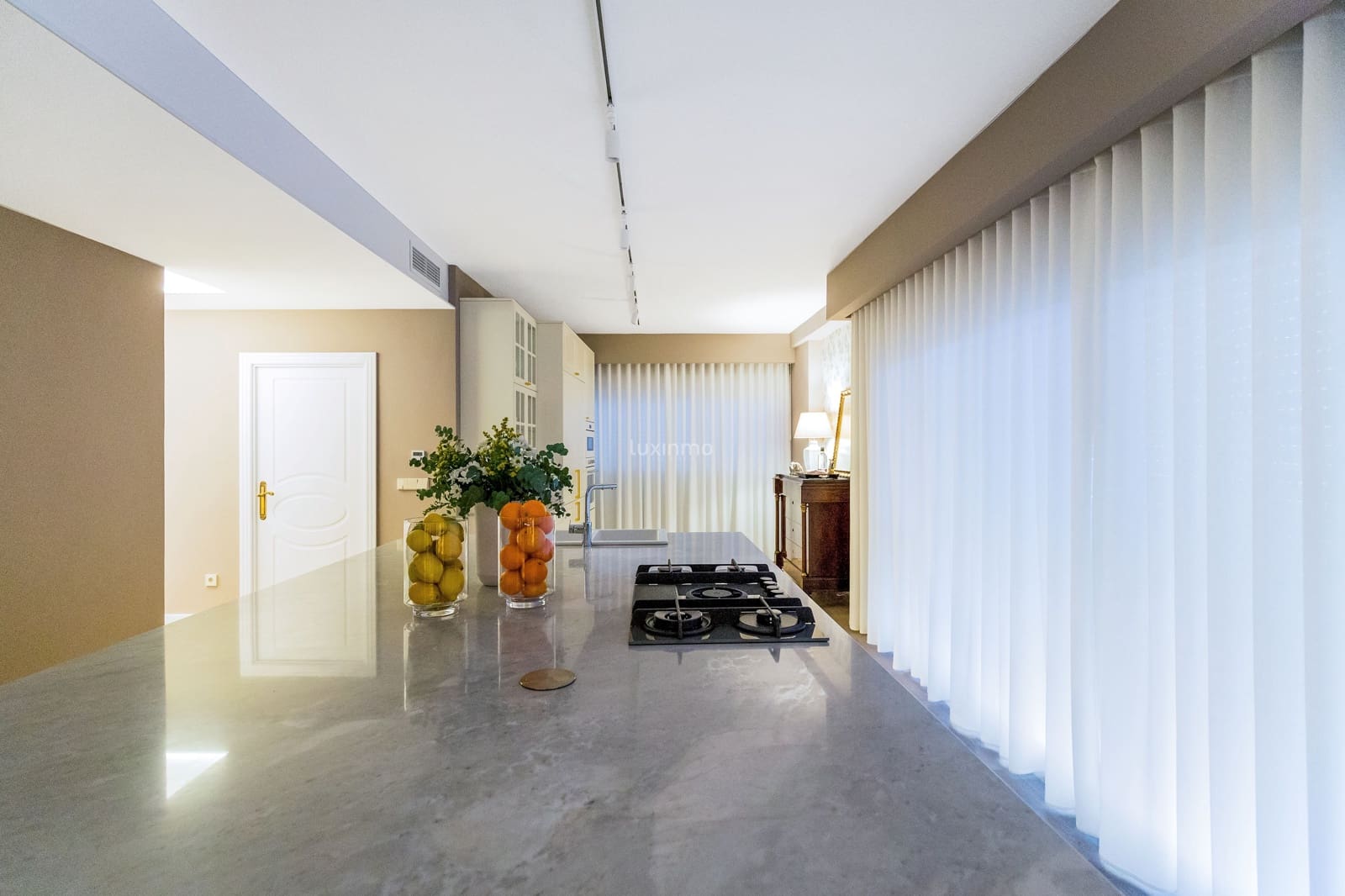 4 bedroom Apartment for sale in Alicante / Alacant city with garage - € 1,185,000 (Ref: 10079723)