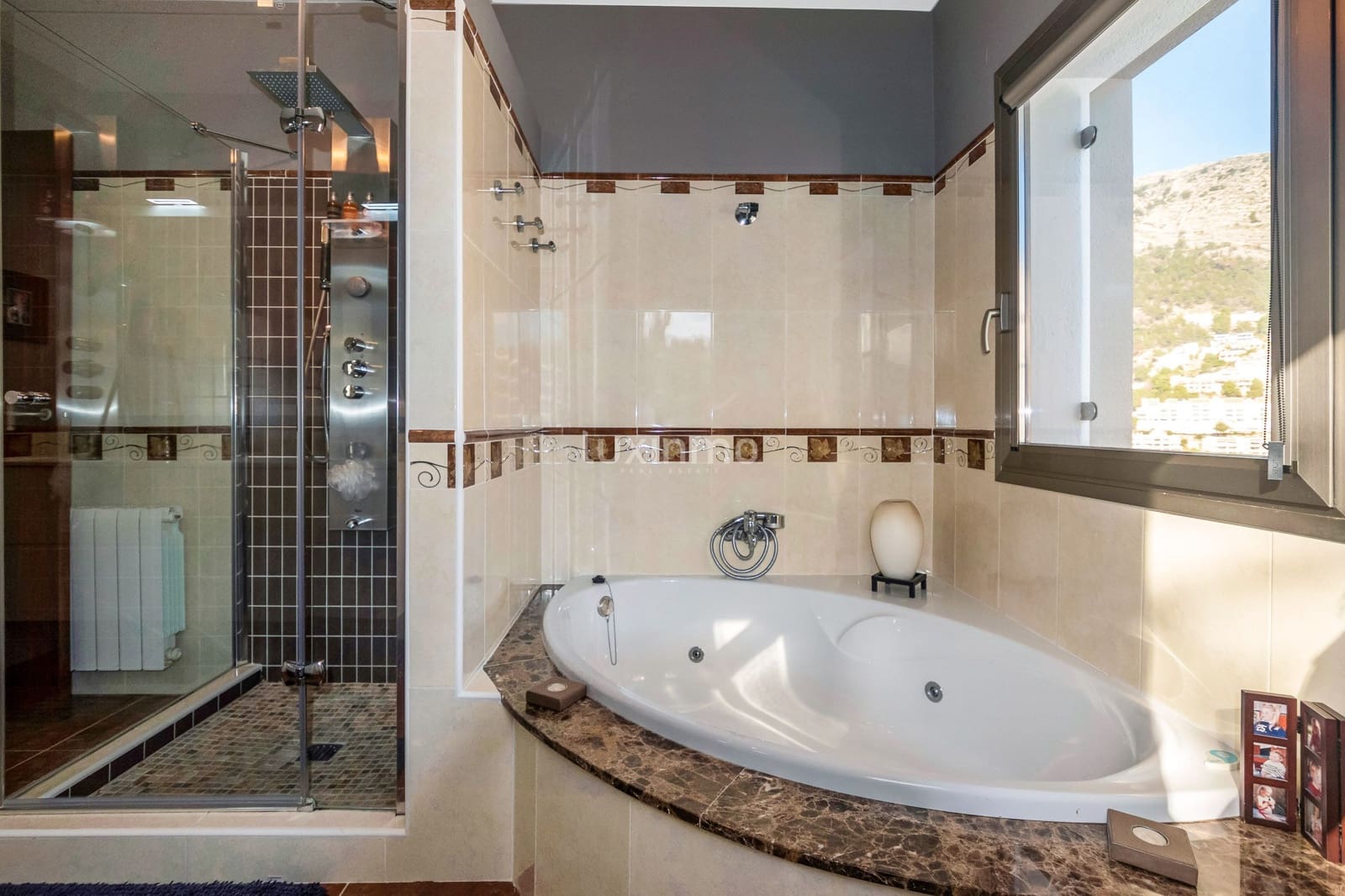 Chalet de 4 habitaciones en Altea en venta con piscina garaje - 1.200.000 € (Ref: 10079724)