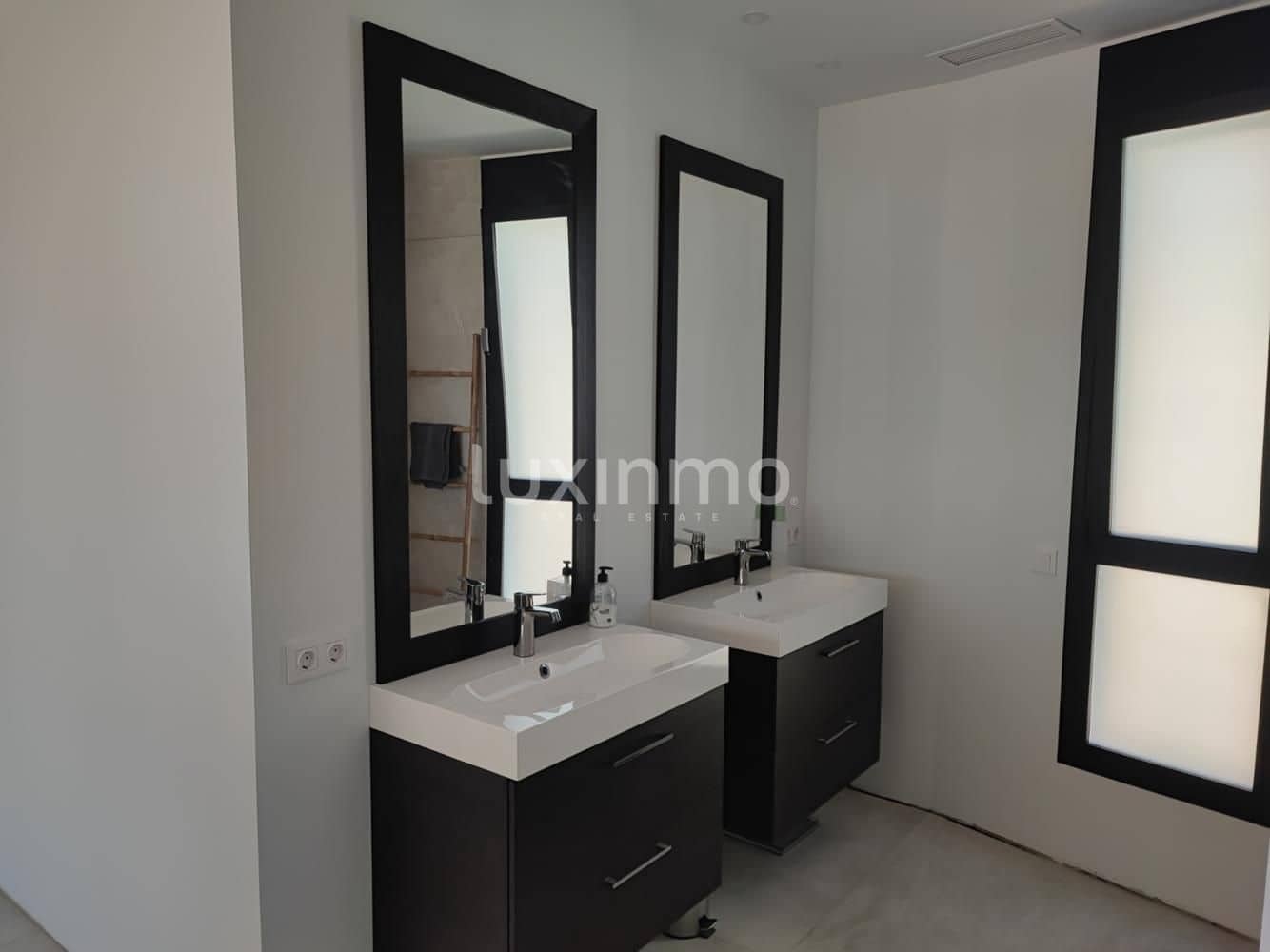 5 sypialnia Willa na sprzedaż w Finestrat z basenem garażem - 1 600 000 € (Ref: 10079729)