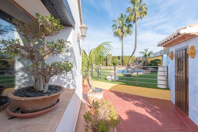 Villa/Maison de 3 chambres à louer à Benissa avec piscine garage - 2 200 € (Ref: 10079730)