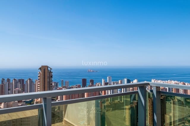 3 Zimmer Penthouse zu vermieten in Benidorm mit Pool Garage - 2.800 € (Ref: 10079731)