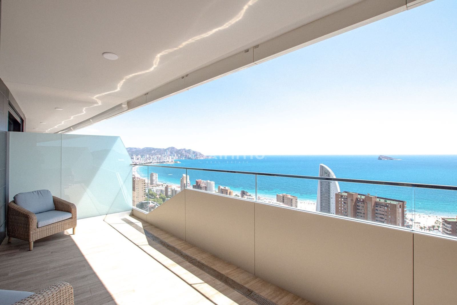 2 camera da letto Appartamento da affittare in Benidorm con piscina garage - 2.200 € (Rif: 10079733)