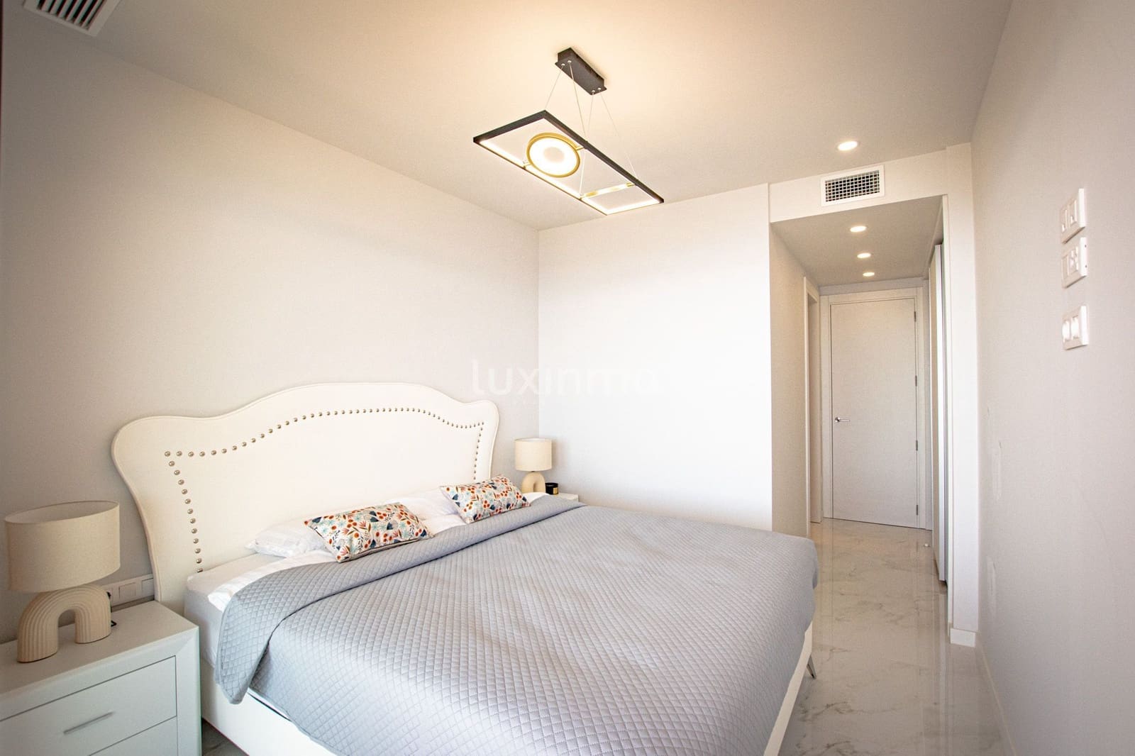 2 camera da letto Appartamento da affittare in Benidorm con piscina garage - 2.200 € (Rif: 10079733)