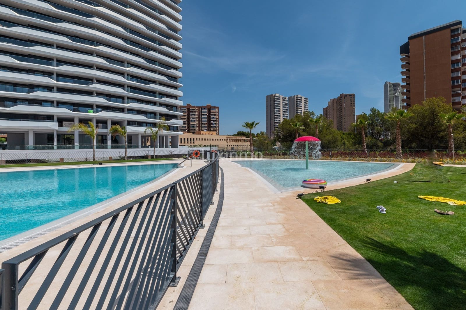 2 camera da letto Appartamento da affittare in Benidorm con piscina garage - 2.200 € (Rif: 10079733)