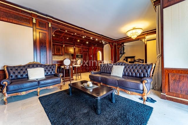 Chalet de 3 habitaciones en Altea en venta con piscina garaje - 880.000 € (Ref: 10079734)