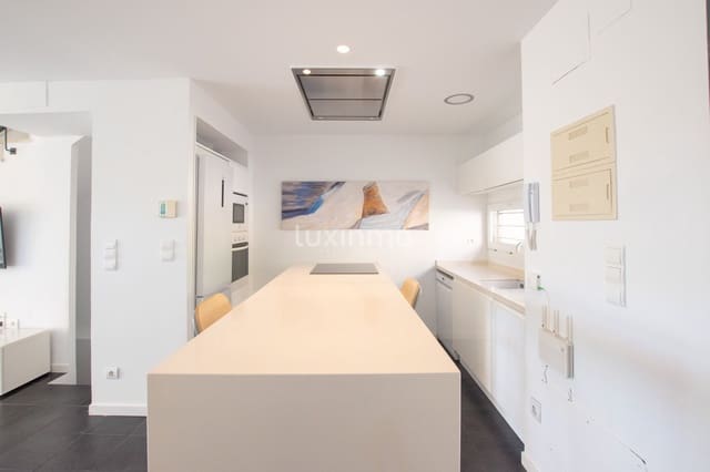 3 sovrum Radhus att hyra i Altea med pool garage - 1 800 € (Ref: 10079735)