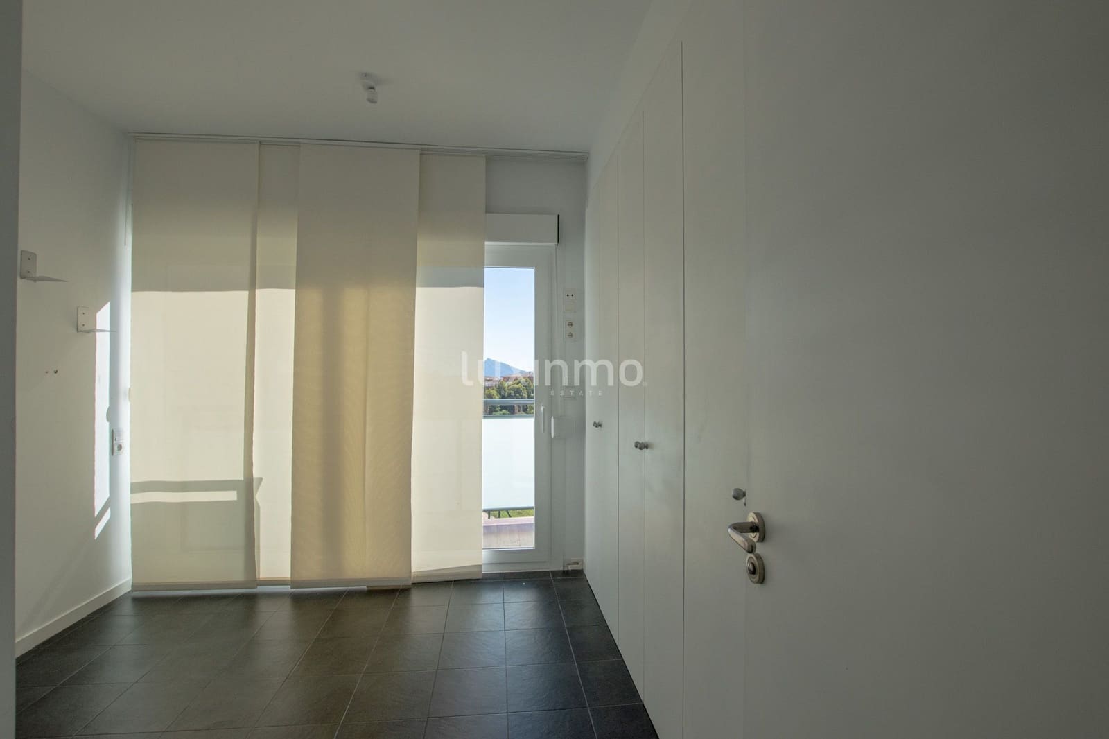 Villa/Maison Mitoyenne de 3 chambres à louer à Altea avec piscine garage - 1 800 € (Ref: 10079735)