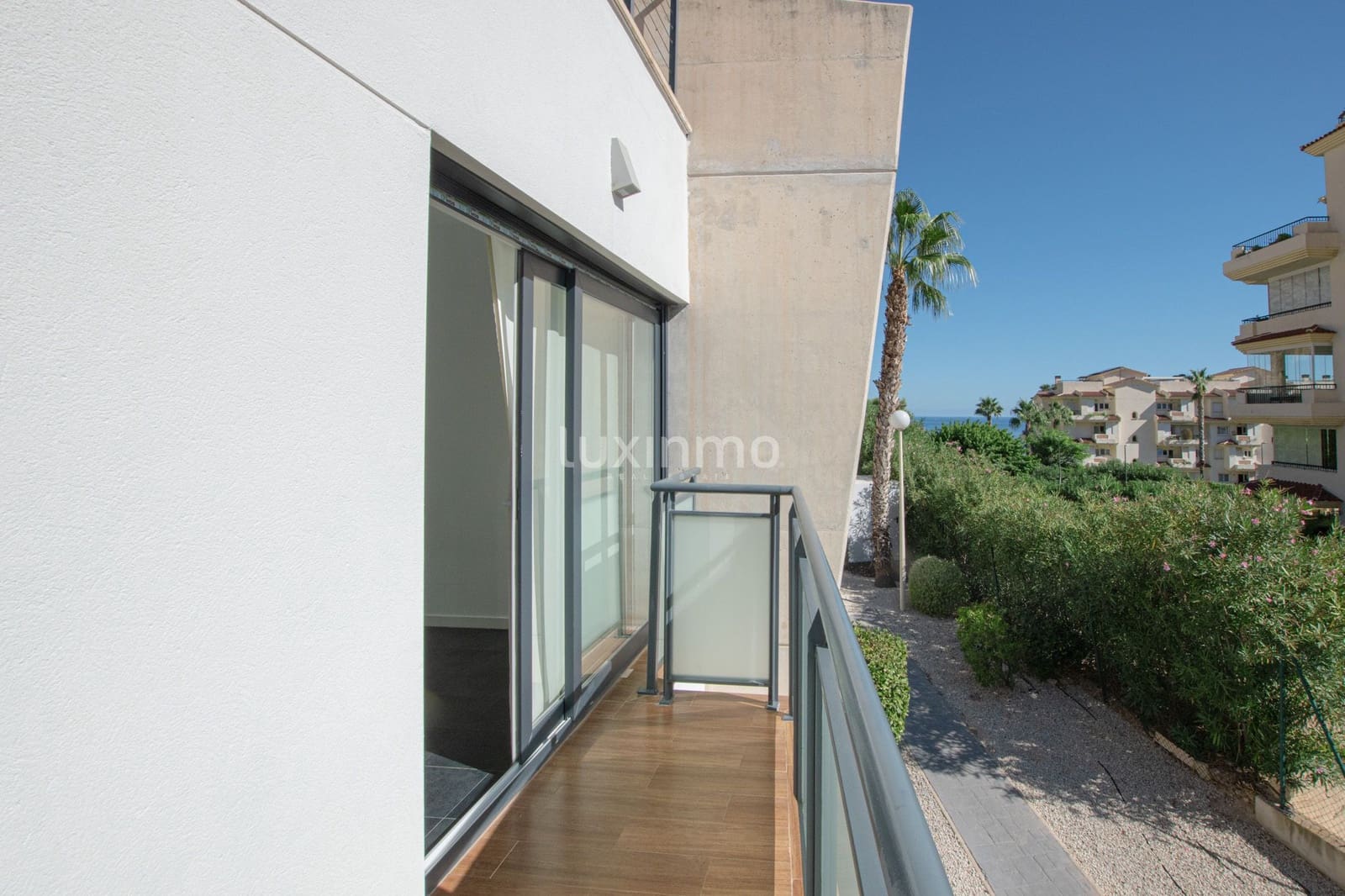 Villa/Maison Mitoyenne de 3 chambres à louer à Altea avec piscine garage - 1 800 € (Ref: 10079735)