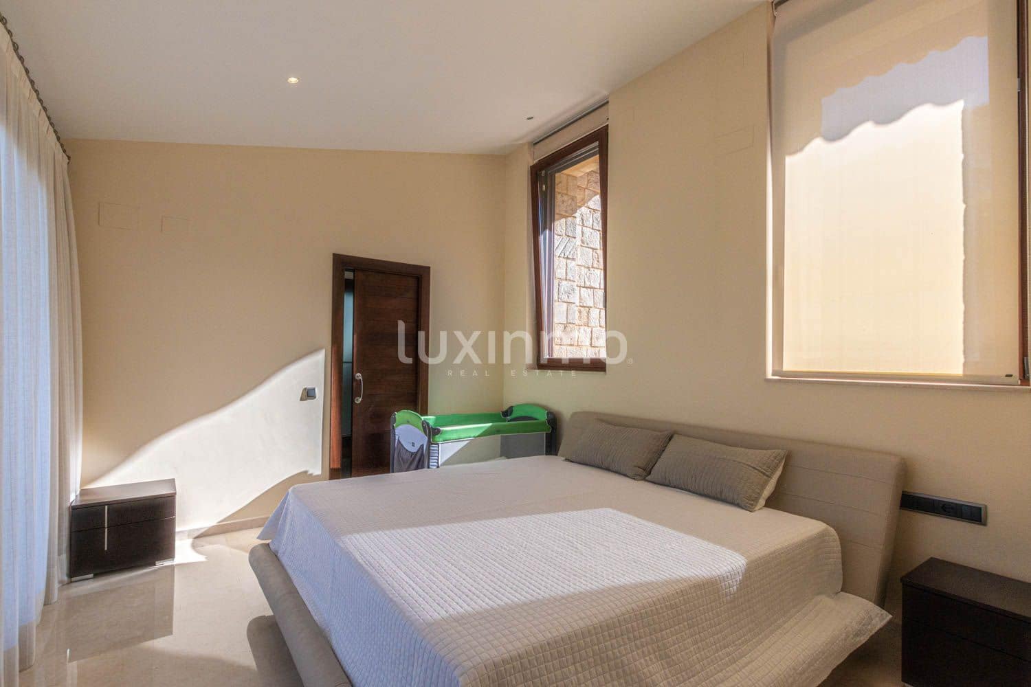 4 sypialnia Willa do wynajęcia w Javea / Xabia z basenem garażem - 4 000 € (Ref: 10079736)