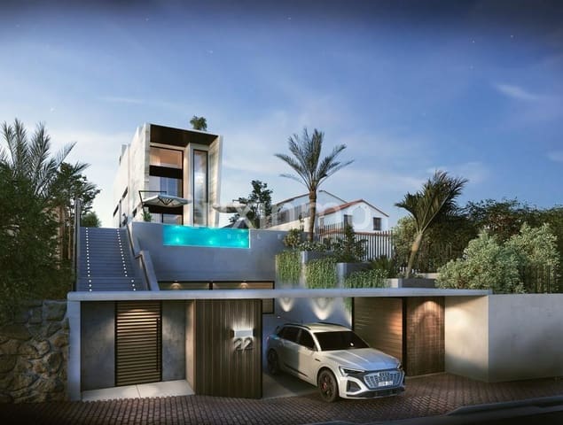 4 Zimmer Villa zu verkaufen in Torrevieja mit Pool Garage - 1.500.000 € (Ref: 10079749)