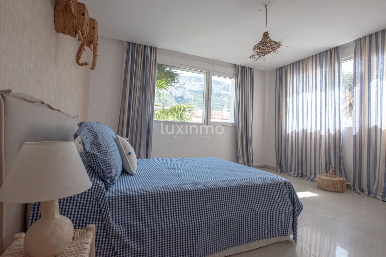 4 slaapkamer Villa te huur in Denia met zwembad garage - € 5.500 (Ref: 10079752)