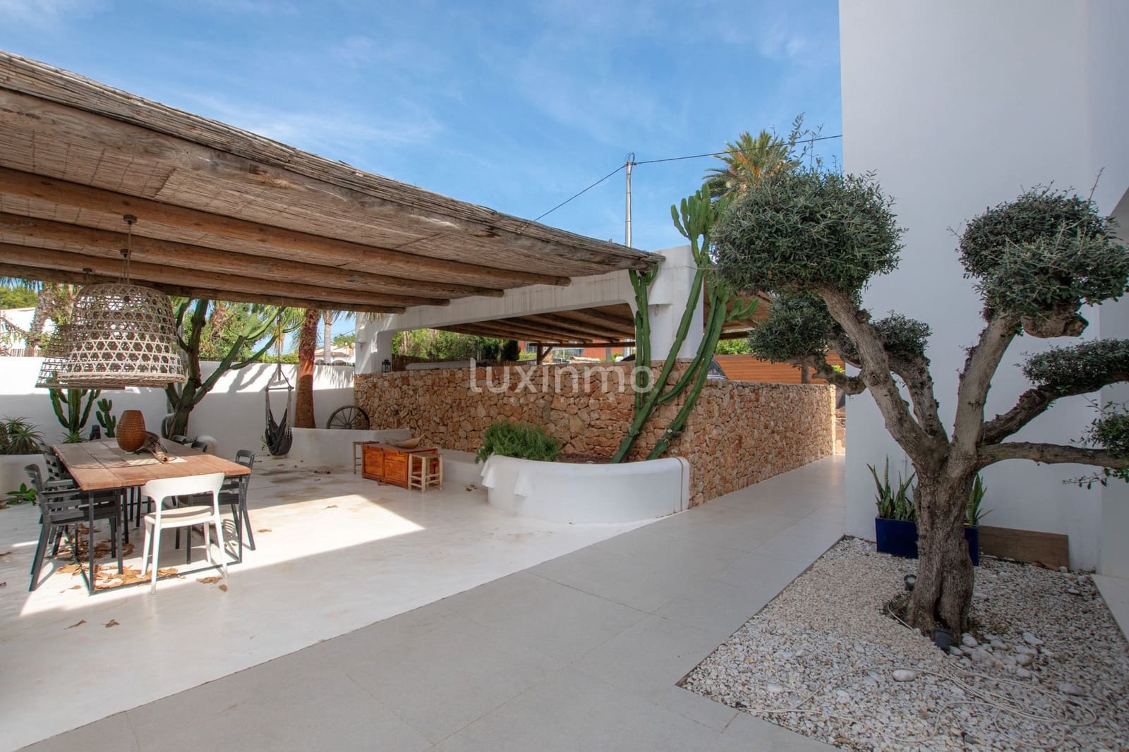 4 slaapkamer Villa te huur in Denia met zwembad garage - € 5.500 (Ref: 10079752)
