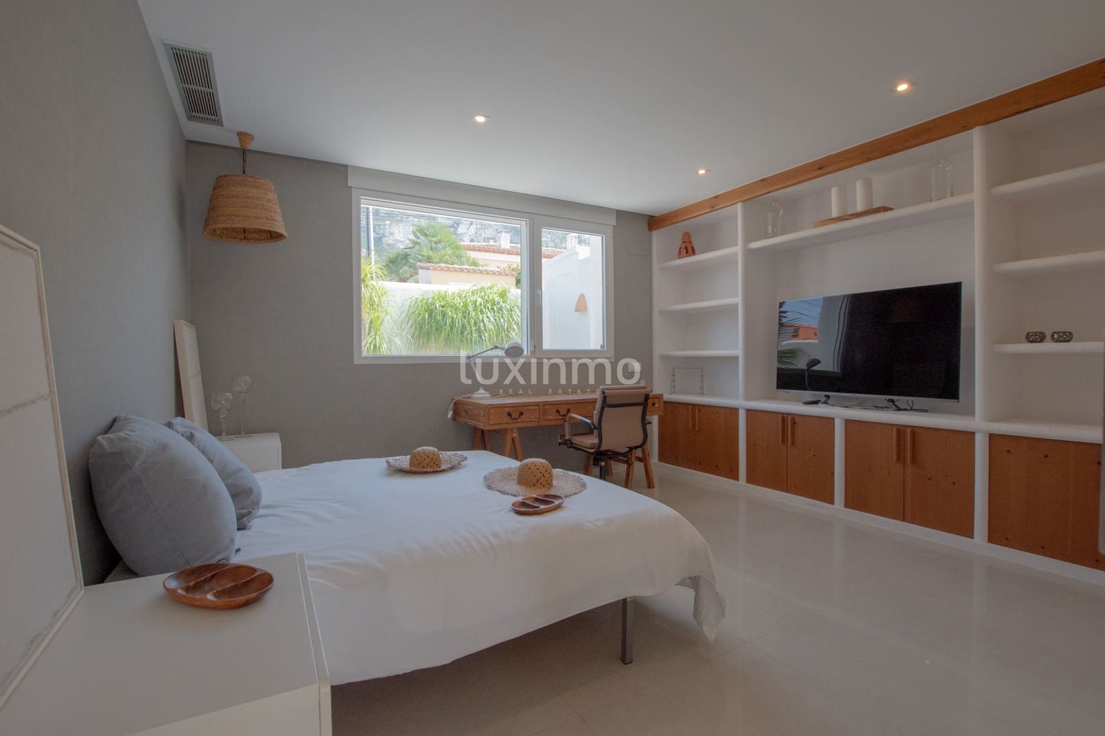4 slaapkamer Villa te huur in Denia met zwembad garage - € 5.500 (Ref: 10079752)