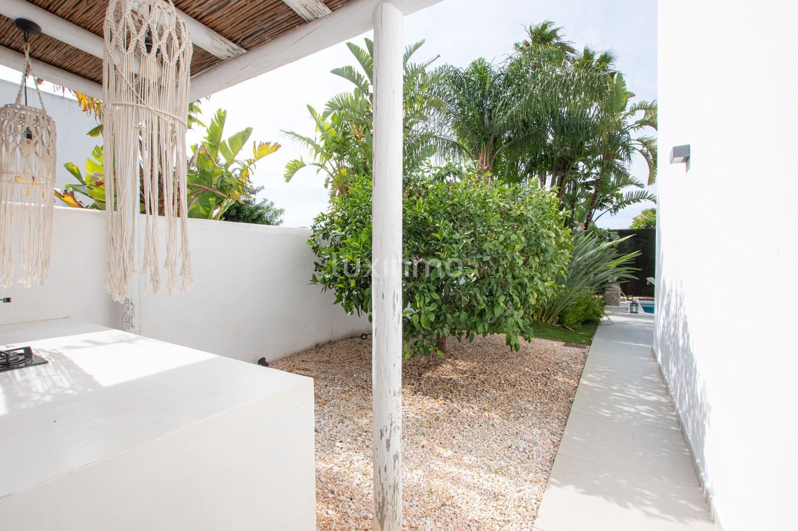 4 slaapkamer Villa te huur in Denia met zwembad garage - € 5.500 (Ref: 10079752)