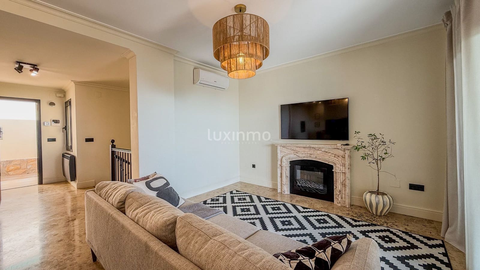 3 camera da letto Villetta a Schiera da affittare in Altea con piscina garage - 2.800 € (Rif: 10079753)
