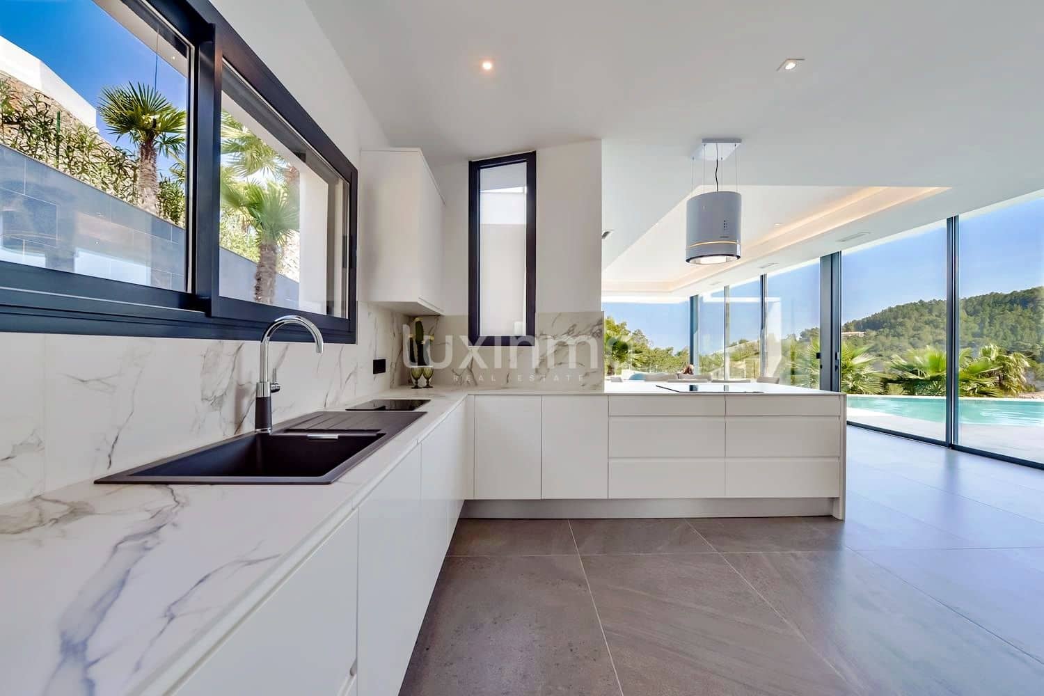 Chalet de 3 habitaciones en Javea / Xàbia en venta con piscina garaje - 1.620.000 € (Ref: 10079754)