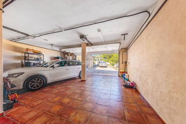 4 soverom Villa til salgs i Teulada Pueblo, Teulada-Moraira med svømmebasseng garasje - € 1 550 000 (Ref: 10079756)