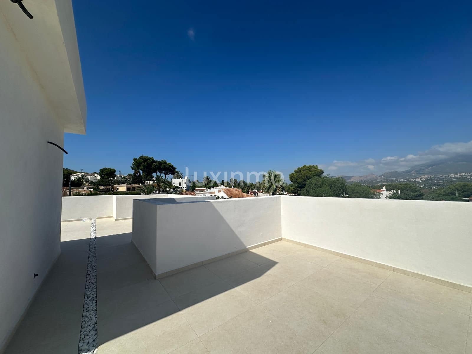4 sypialnia Willa na sprzedaż w Albir z basenem garażem - 1 195 000 € (Ref: 10079758)