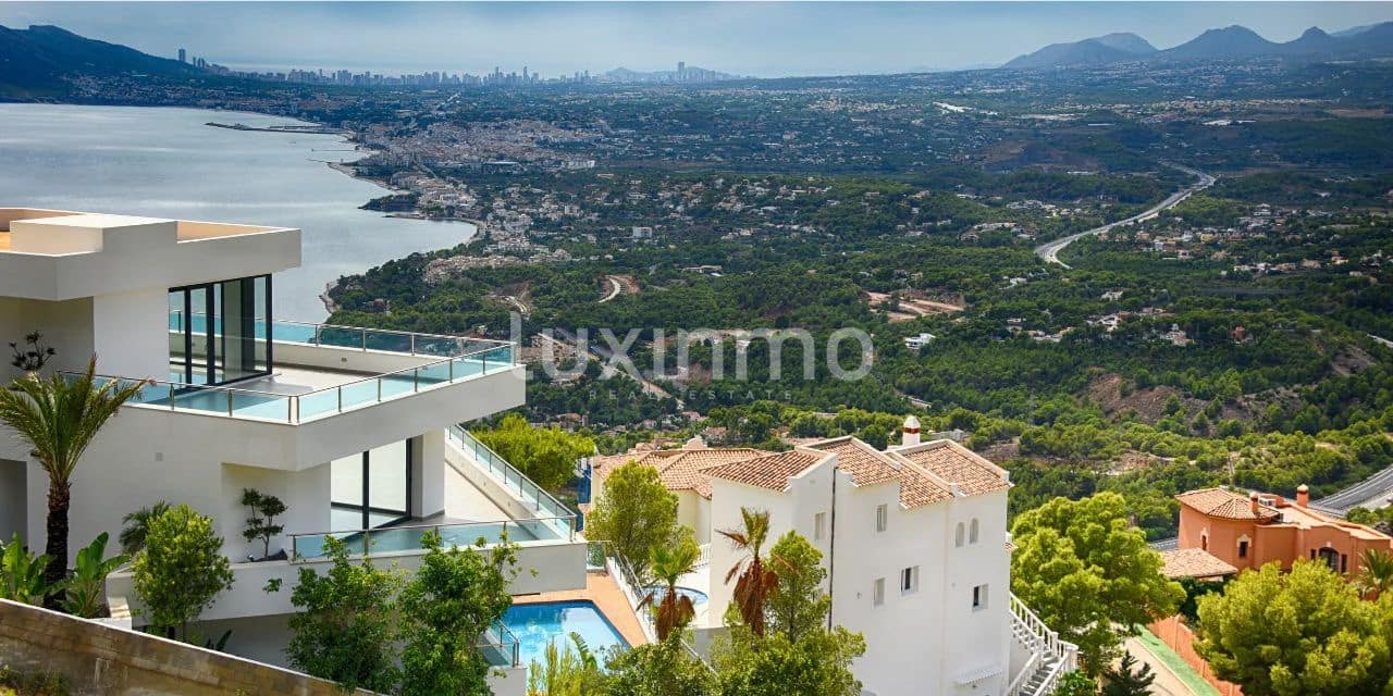 3 soverom Villa til salgs i Altea med svømmebasseng garasje - € 2 490 000 (Ref: 10079760)