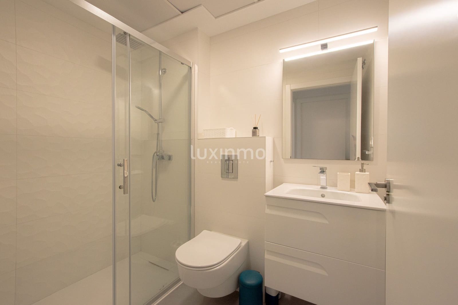 Apartamento de 2 habitaciones en Arenal en alquiler con piscina garaje - 1.900 € (Ref: 10079763)