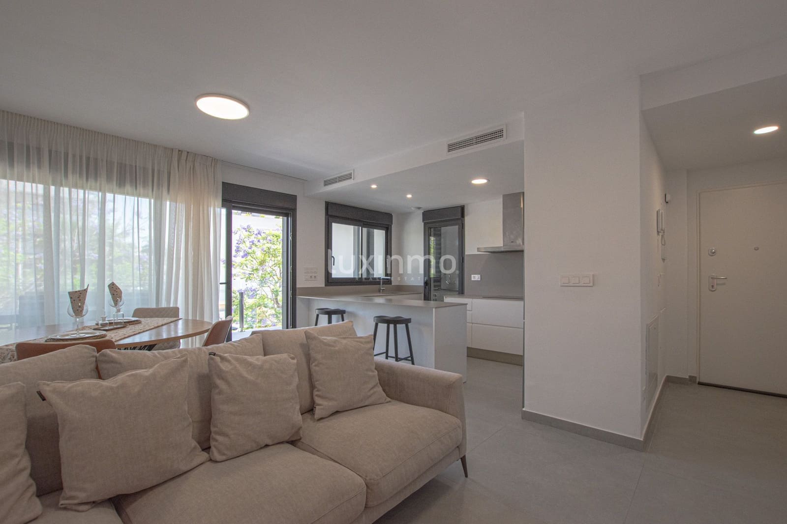 Apartamento de 2 habitaciones en Arenal en alquiler con piscina garaje - 1.900 € (Ref: 10079763)