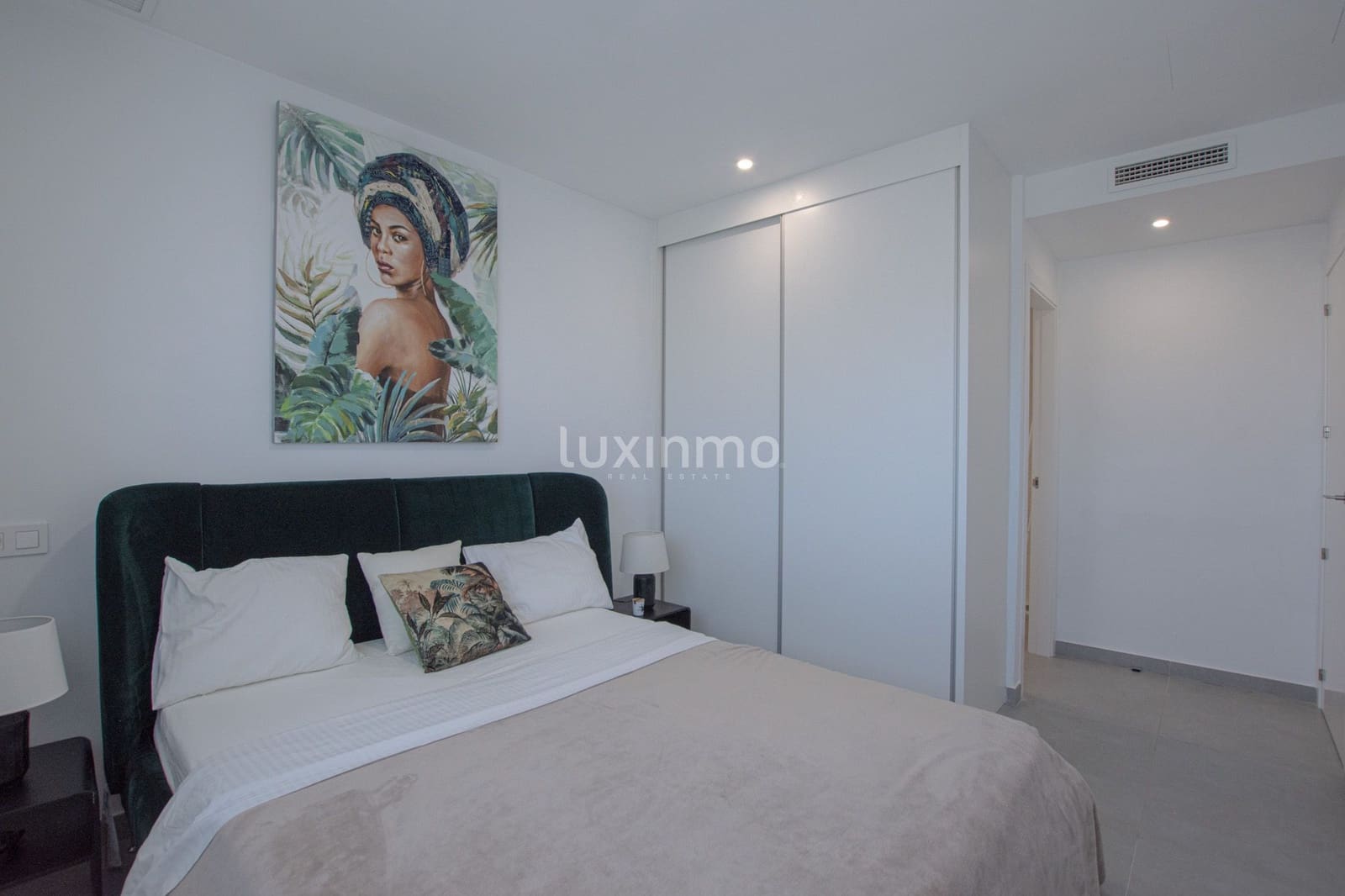 Apartamento de 2 habitaciones en Arenal en alquiler con piscina garaje - 1.900 € (Ref: 10079763)