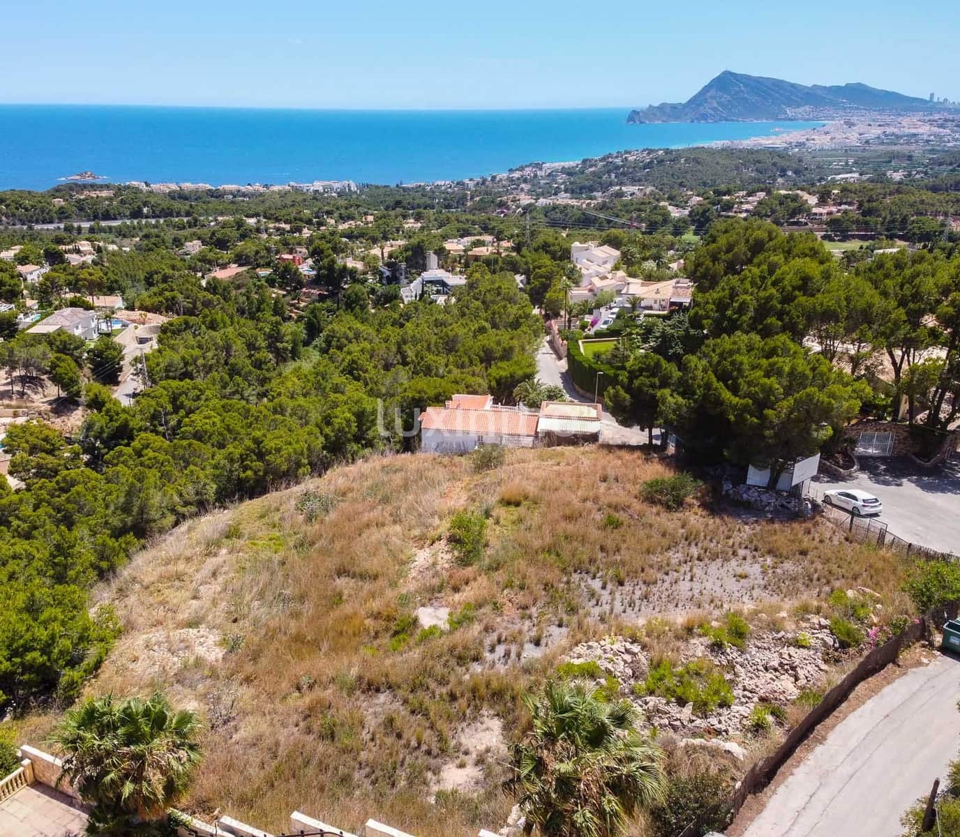 Grunde uden byggetilladelser til salg i Altea - € 1.200.000 (Ref: 10079767)