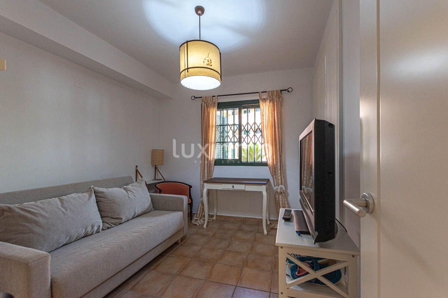 Apartamento de 3 habitaciones en Altea en alquiler con piscina - 1.800 € (Ref: 10079768)