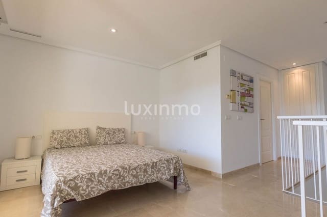 1 Zimmer Wohnung zu vermieten in Altea mit Pool Garage - 1.500 € (Ref: 10079770)