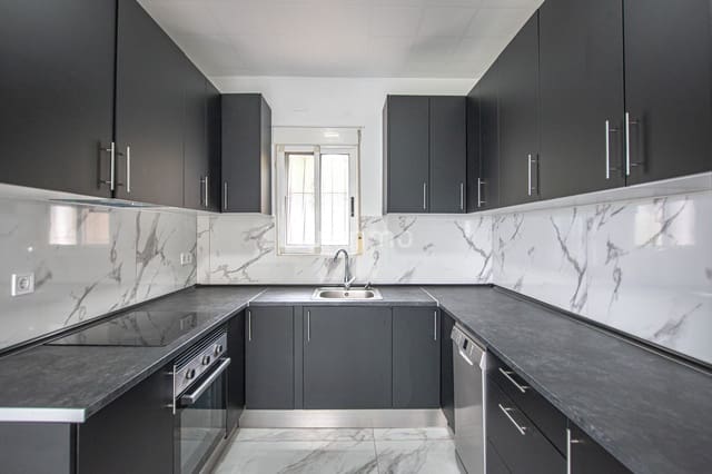 6 slaapkamer Villa te huur in Maryvilla, Calpe / Calp met zwembad garage - € 3.000 (Ref: 10079772)
