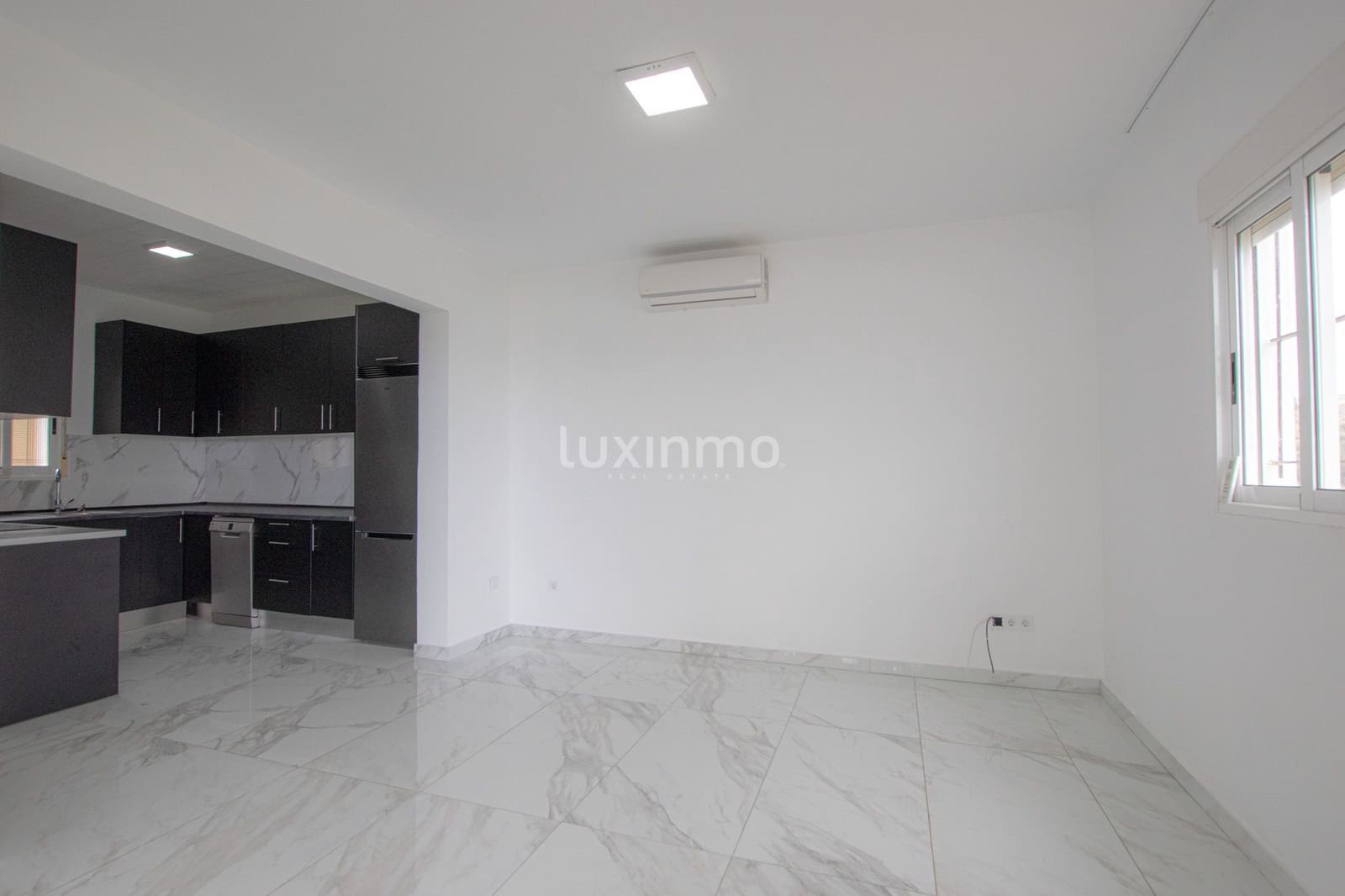 6 slaapkamer Villa te huur in Calpe / Calp met zwembad garage - € 3.000 (Ref: 10079772)