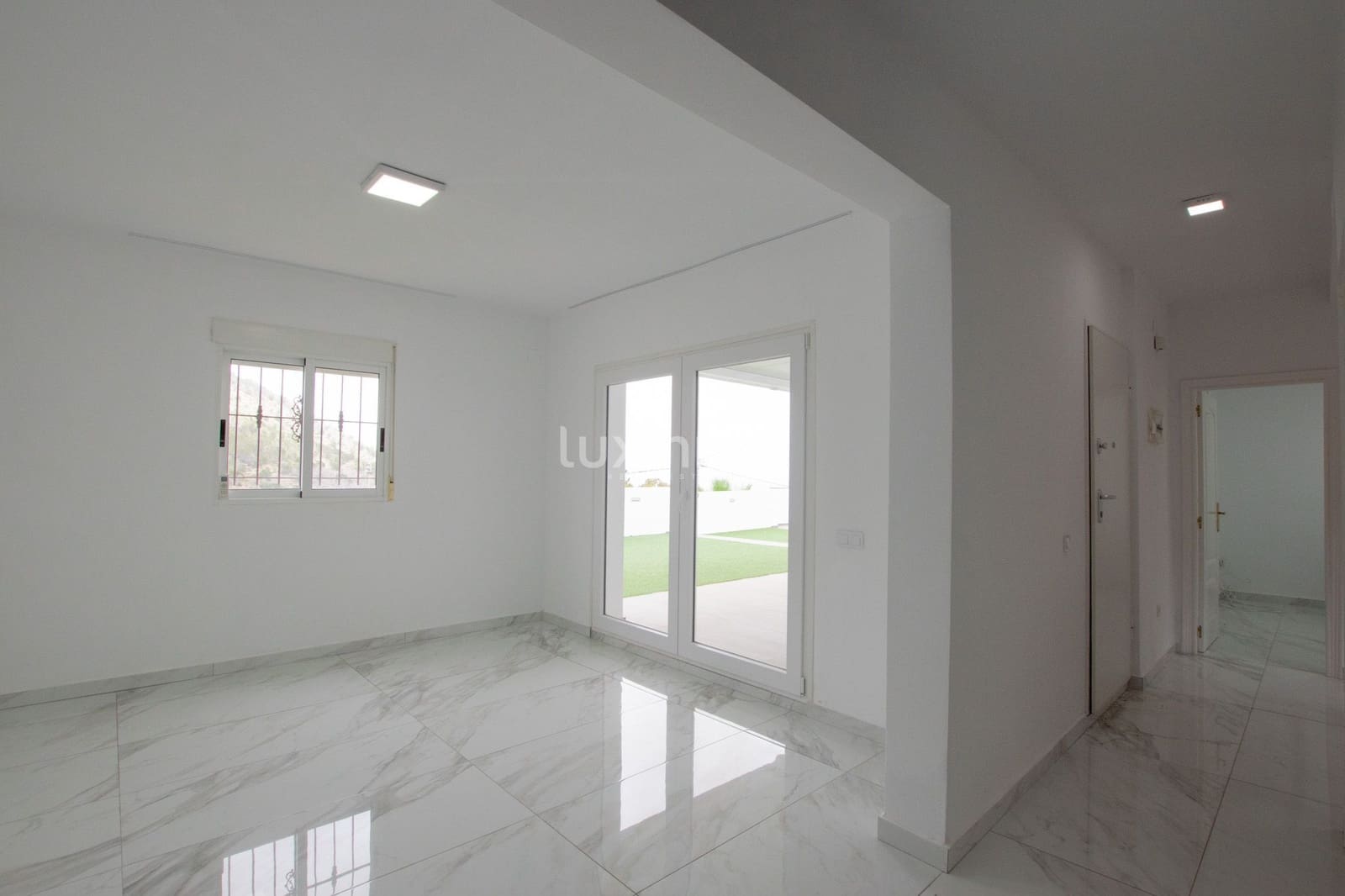 6 slaapkamer Villa te huur in Calpe / Calp met zwembad garage - € 3.000 (Ref: 10079772)