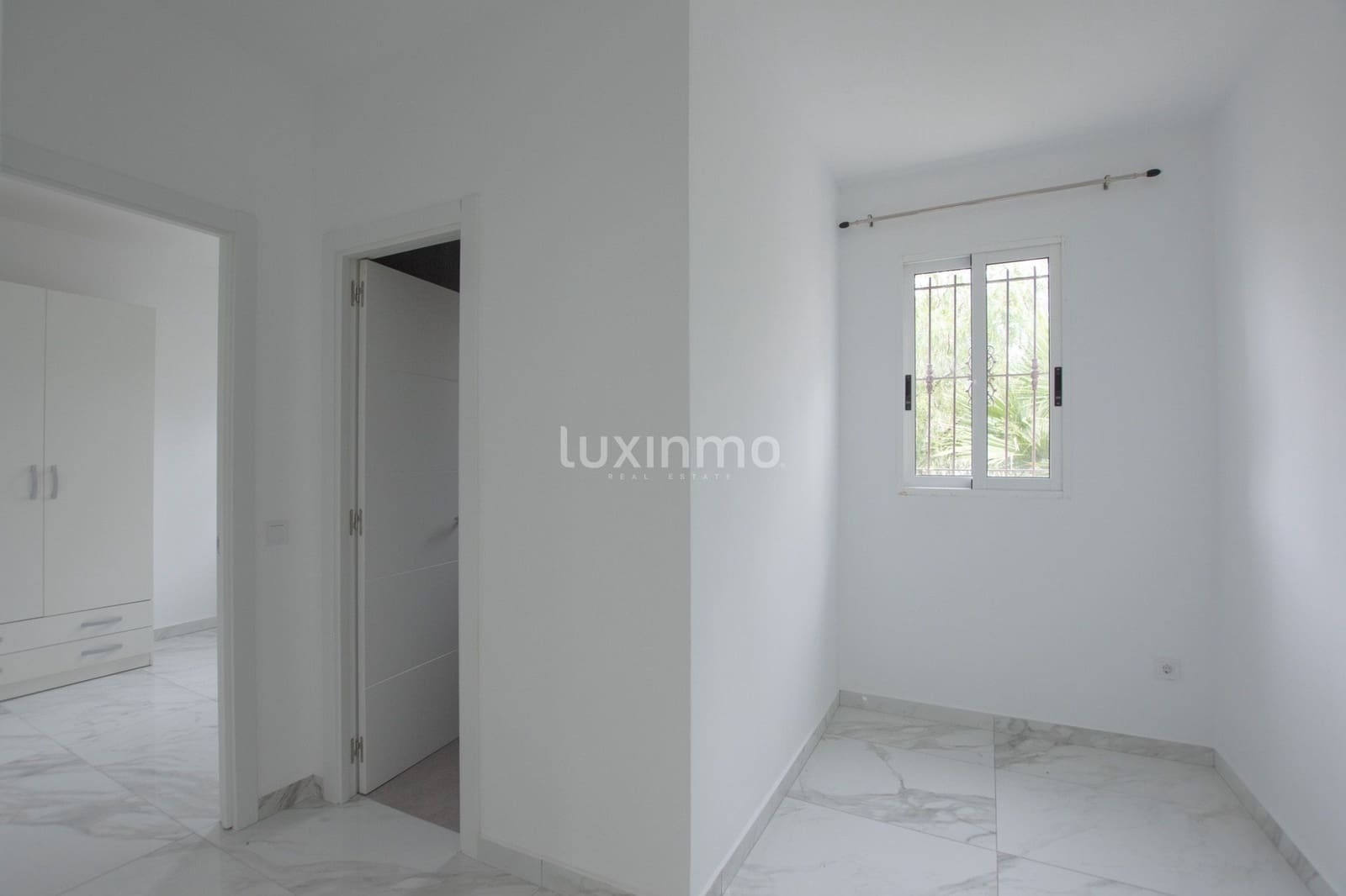 6 slaapkamer Villa te huur in Calpe / Calp met zwembad garage - € 3.000 (Ref: 10079772)