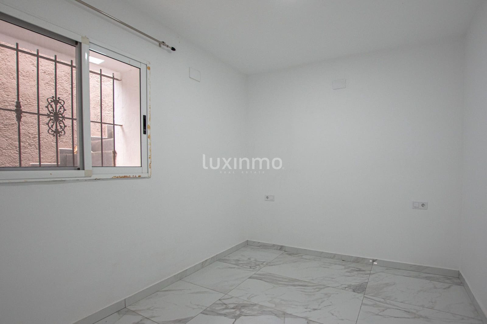 6 slaapkamer Villa te huur in Calpe / Calp met zwembad garage - € 3.000 (Ref: 10079772)