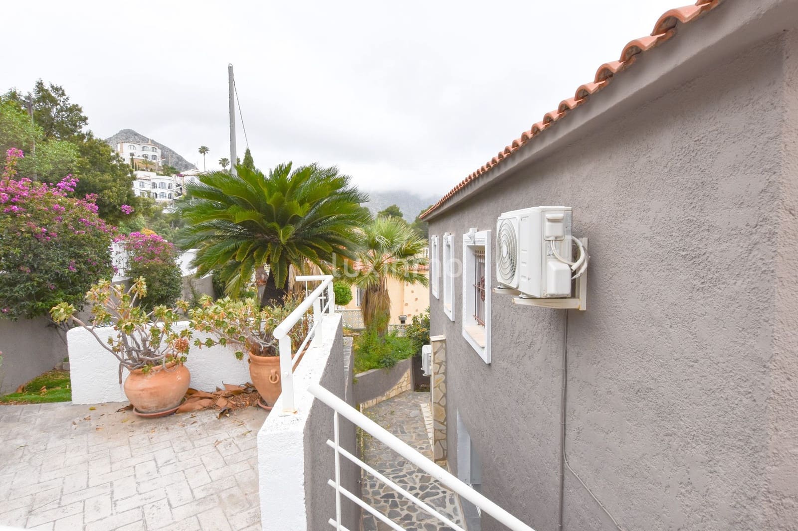 6 slaapkamer Villa te huur in Calpe / Calp met zwembad garage - € 3.000 (Ref: 10079772)
