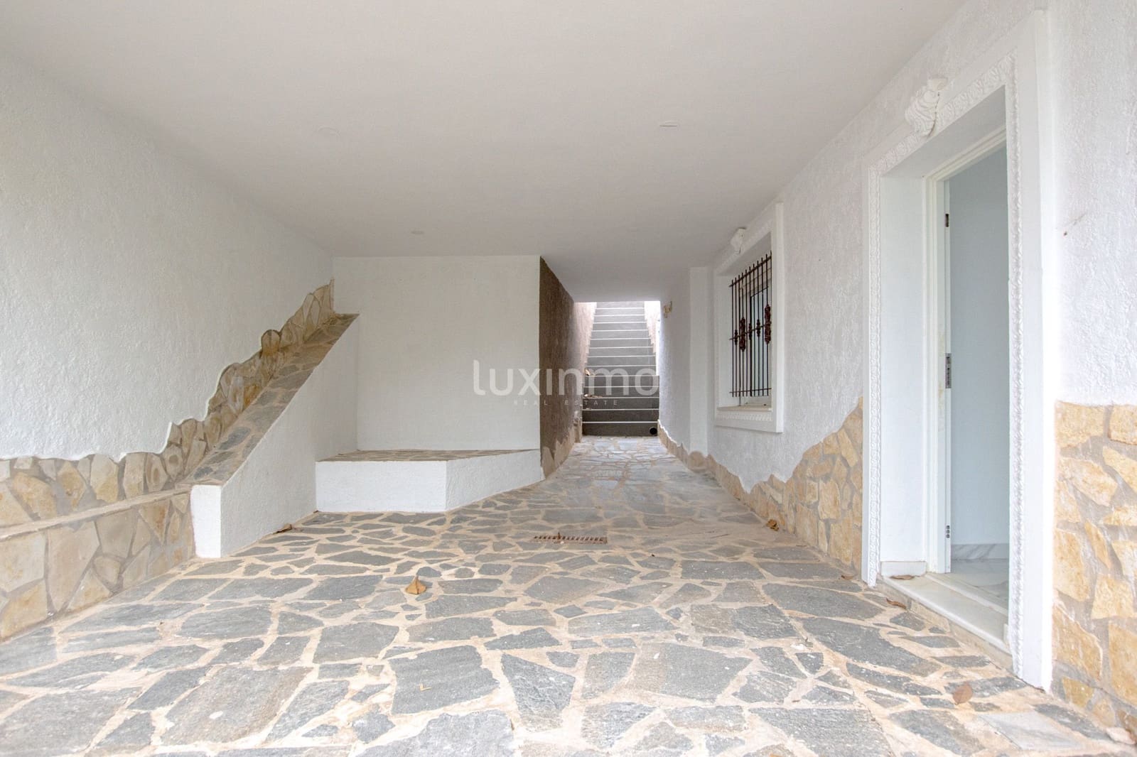 6 slaapkamer Villa te huur in Calpe / Calp met zwembad garage - € 3.000 (Ref: 10079772)