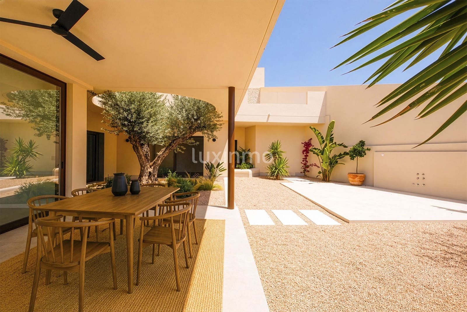 4 slaapkamer Villa te koop in San Fulgencio met zwembad garage - € 1.497.750 (Ref: 10082126)