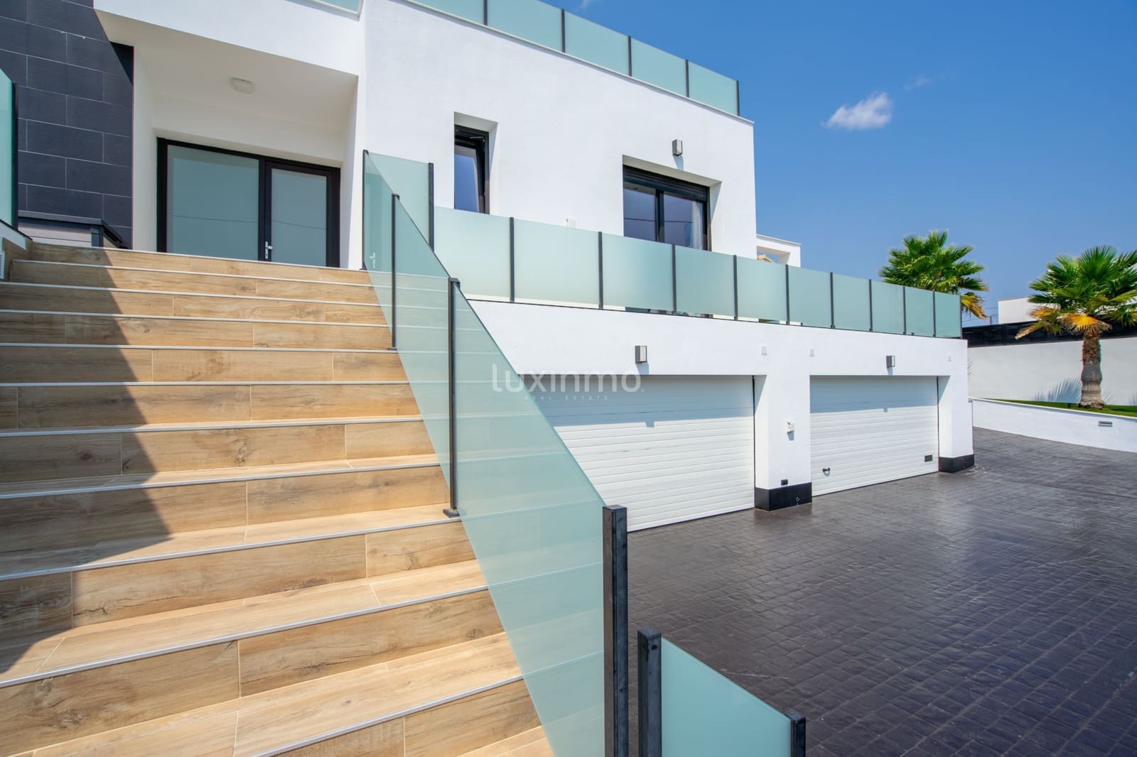 4 Zimmer Villa zu verkaufen in Calpe / Calp mit Pool Garage - 1.180.000 € (Ref: 10085085)