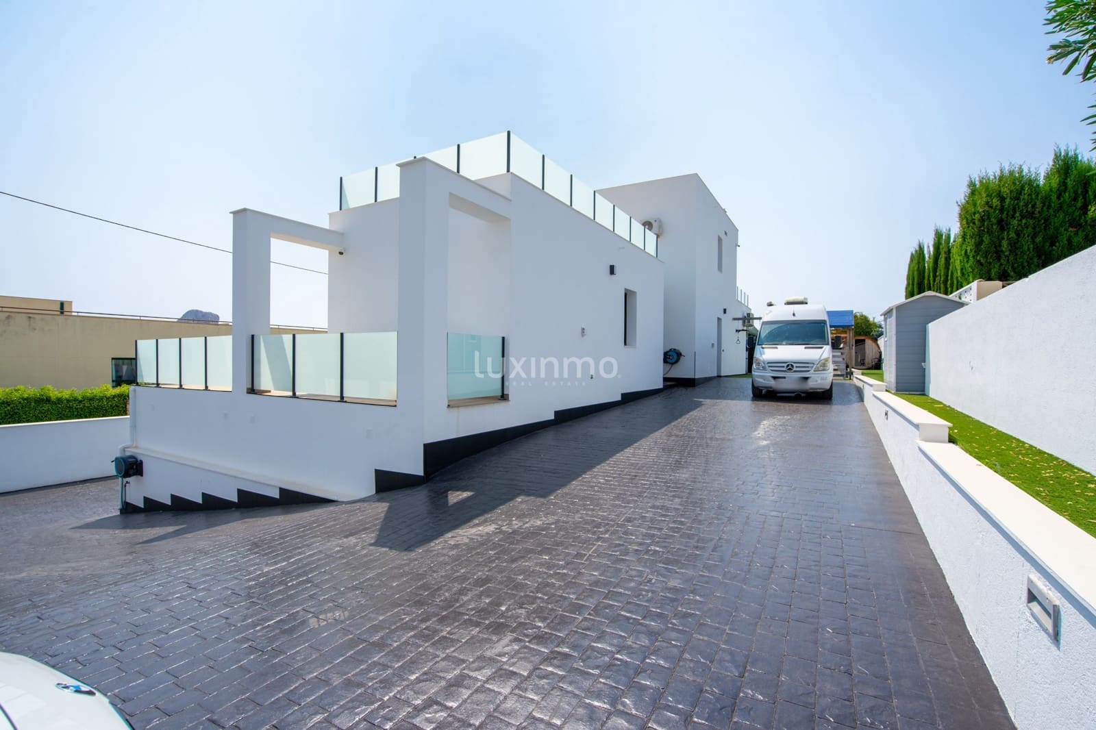 4 Zimmer Villa zu verkaufen in Calpe / Calp mit Pool Garage - 1.180.000 € (Ref: 10085085)
