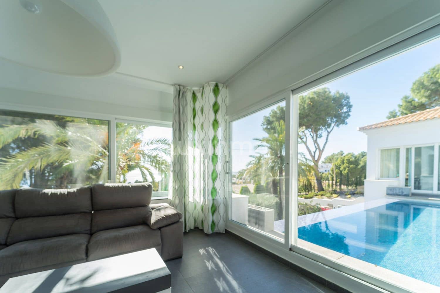 4 soveværelse Villa til leje i Altea med swimmingpool garage - € 3.600 (Ref: 10088511)