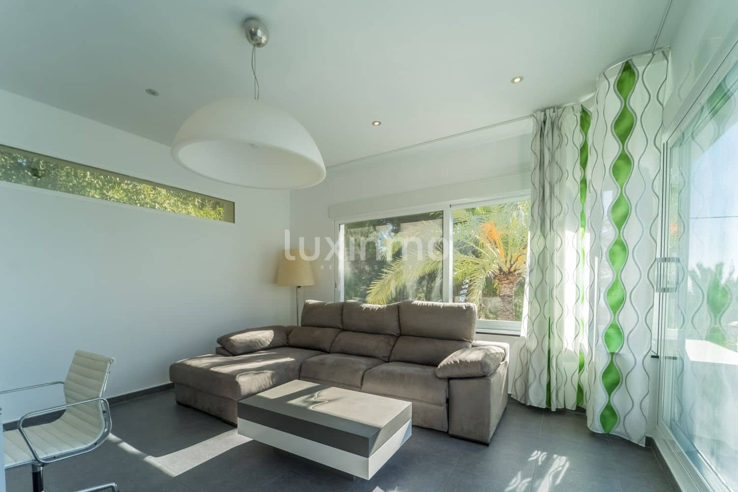 4 soveværelse Villa til leje i Altea med swimmingpool garage - € 3.600 (Ref: 10088511)