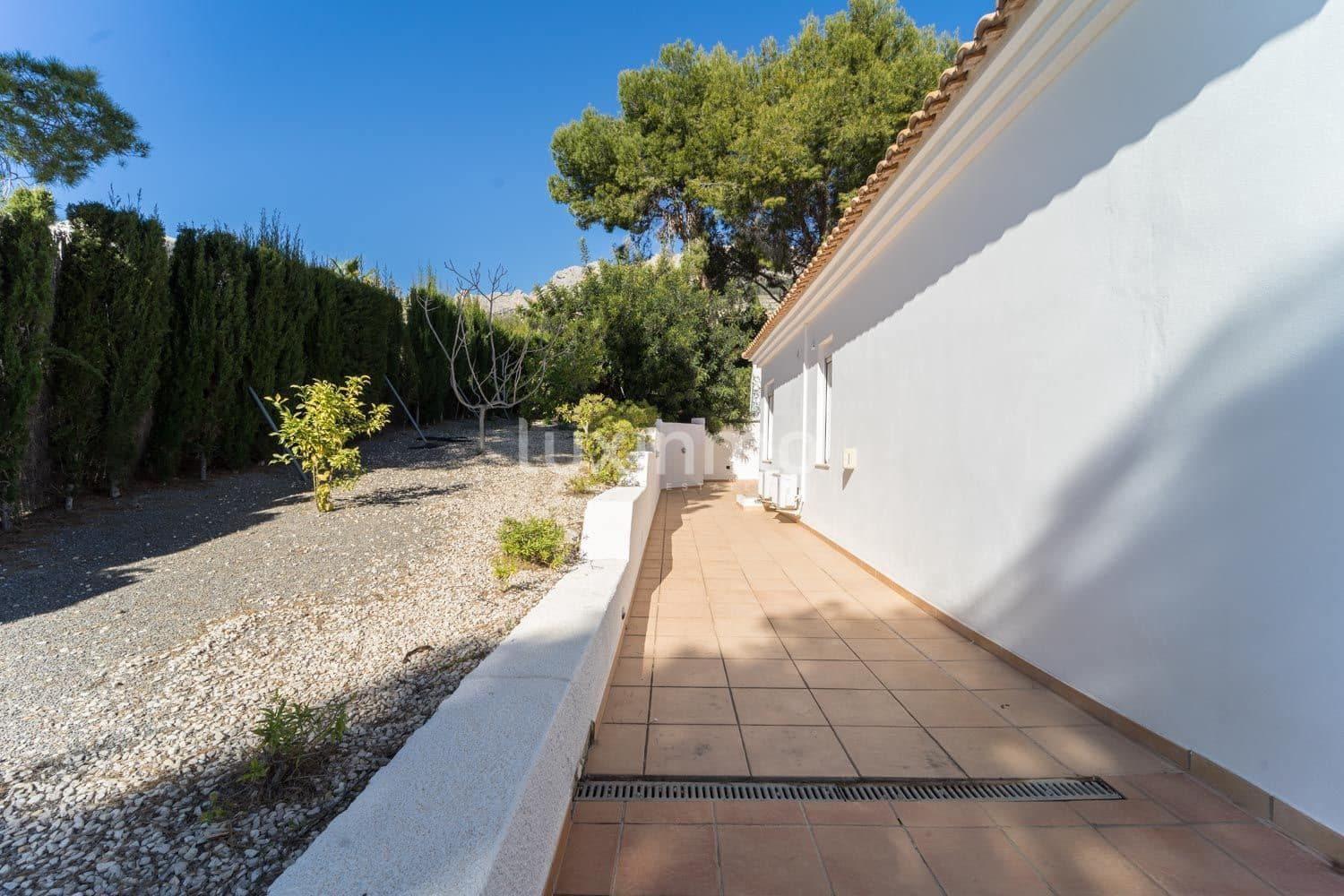 4 soveværelse Villa til leje i Altea med swimmingpool garage - € 3.600 (Ref: 10088511)