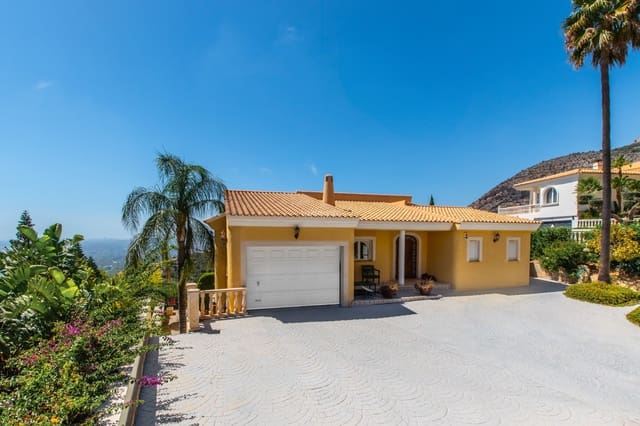 5 Zimmer Villa zu verkaufen in Altea mit Pool Garage - 1.075.000 € (Ref: 10091600)