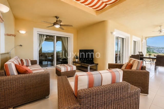 5 Zimmer Villa zu verkaufen in Altea mit Pool Garage - 1.075.000 € (Ref: 10091600)