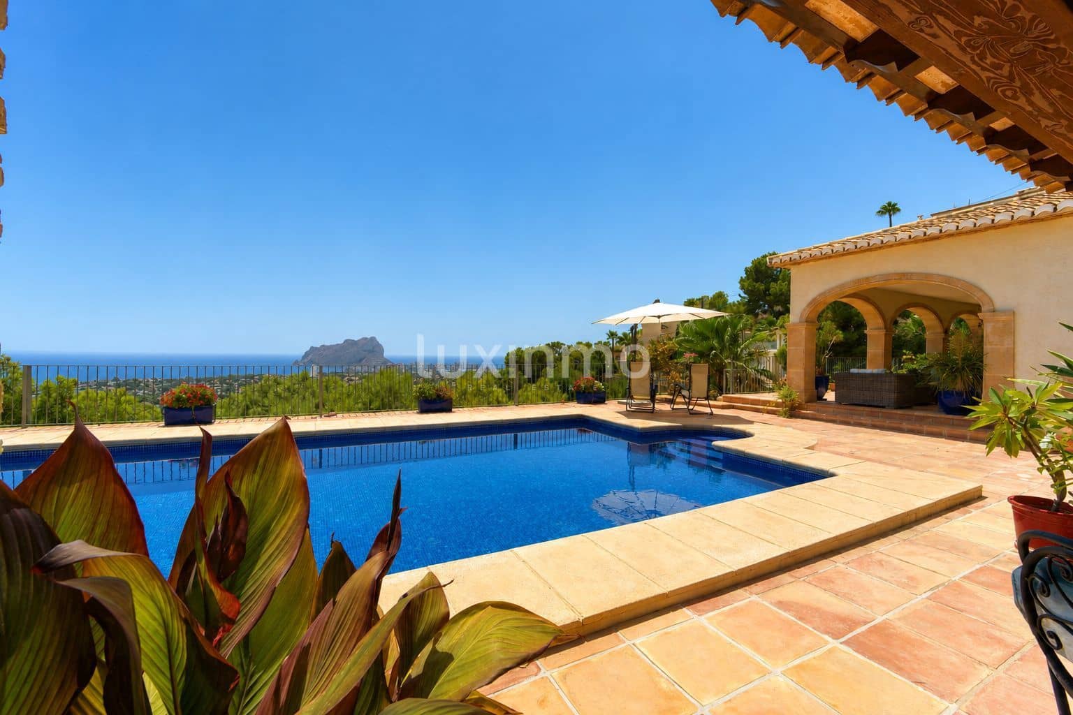 4 sovrum Villa till salu i Benissa med pool garage - 1 850 000 € (Ref: 10097289)